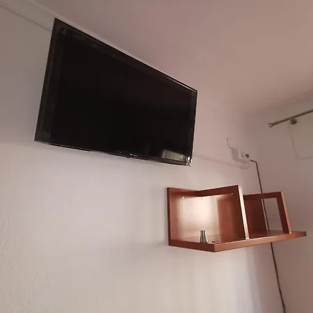 Cream Mrz Apartment *